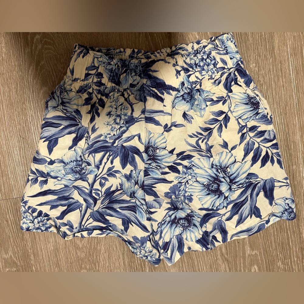 Blue Floral linen Shorts